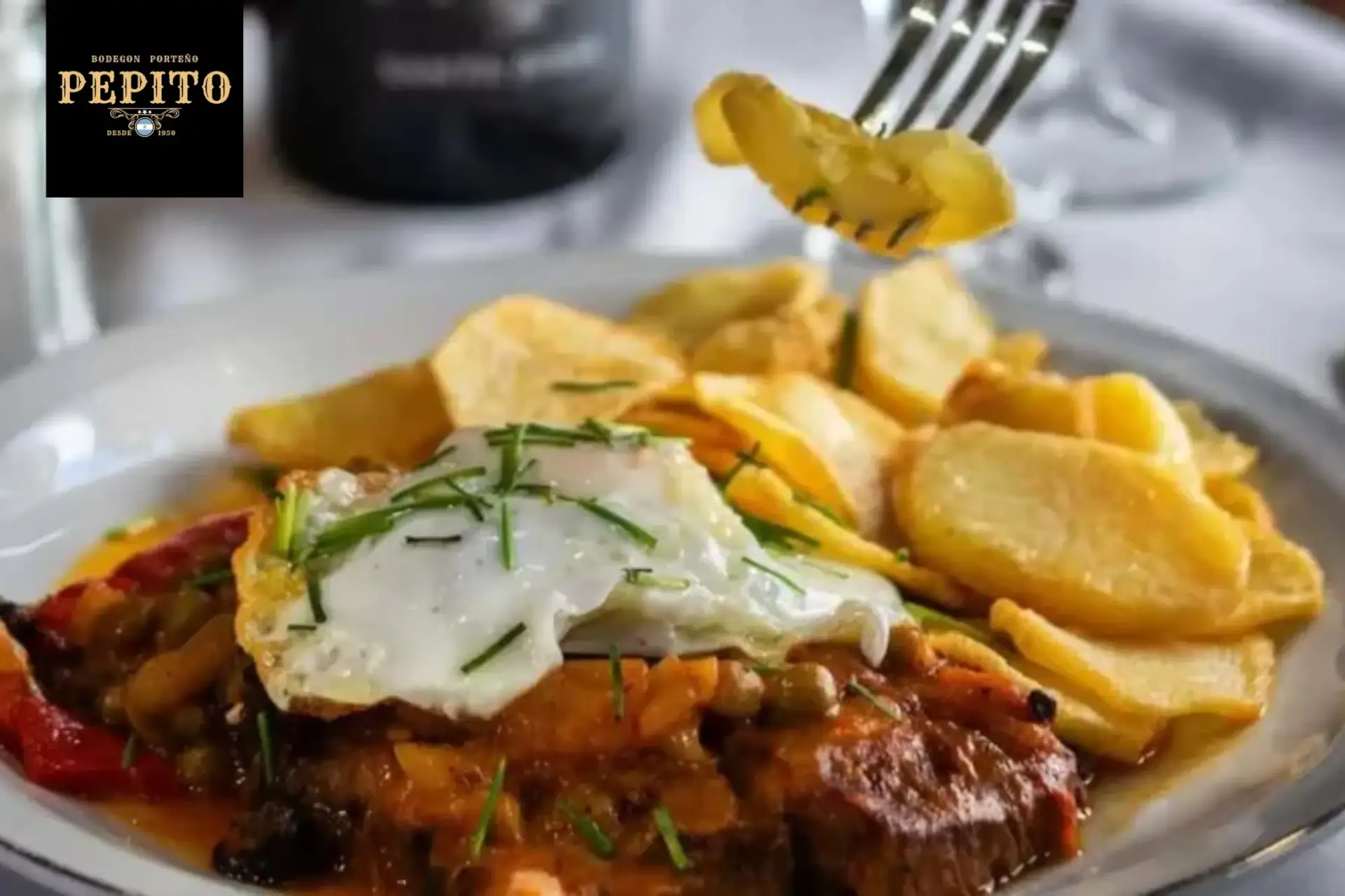 Carnes-con-Papas-en-Pepito-Bodegon-Argentina